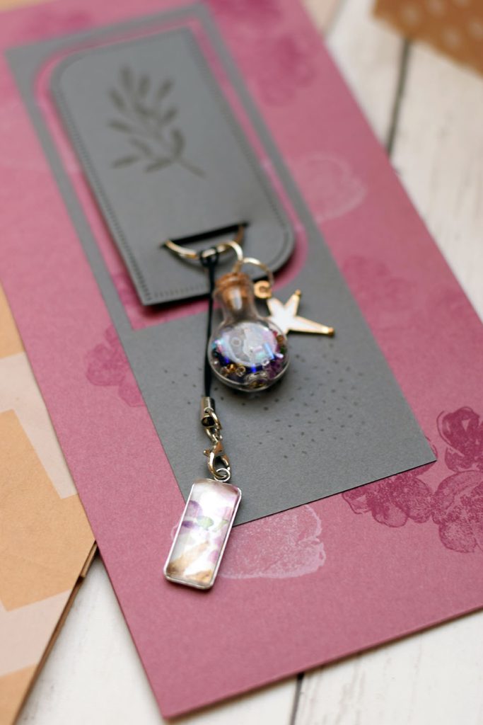 bijoux de sac ou porte cle 1