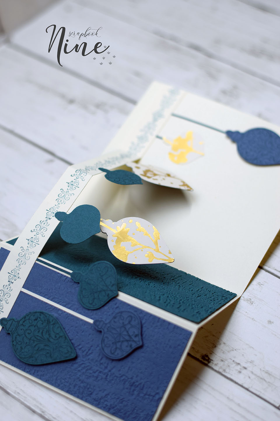 carte-pliage-simple-et-boule-de-noel-4