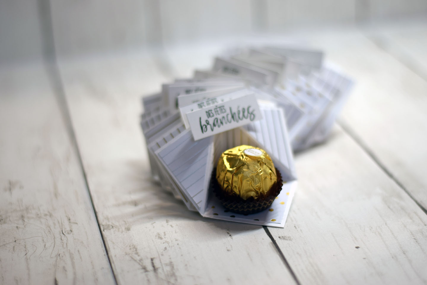 mini-marque-place-ferrero-rocher-1