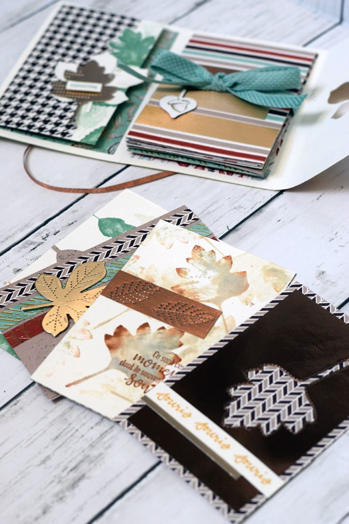 kit tout pret scrap mini album feuilles volantes 32