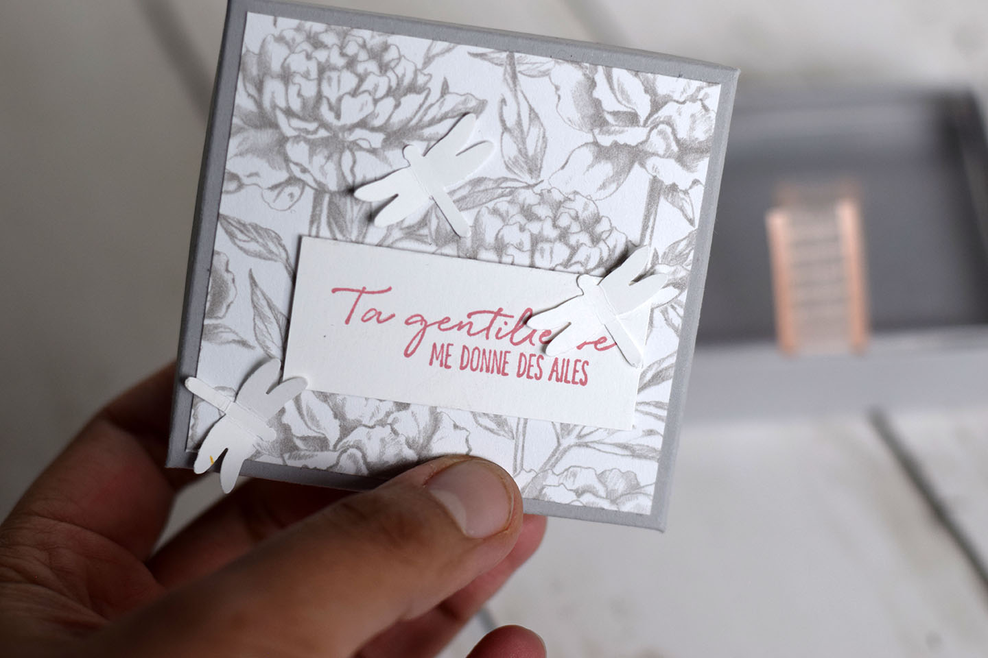 fabriquer une boîte en papier sur mesure étape 2