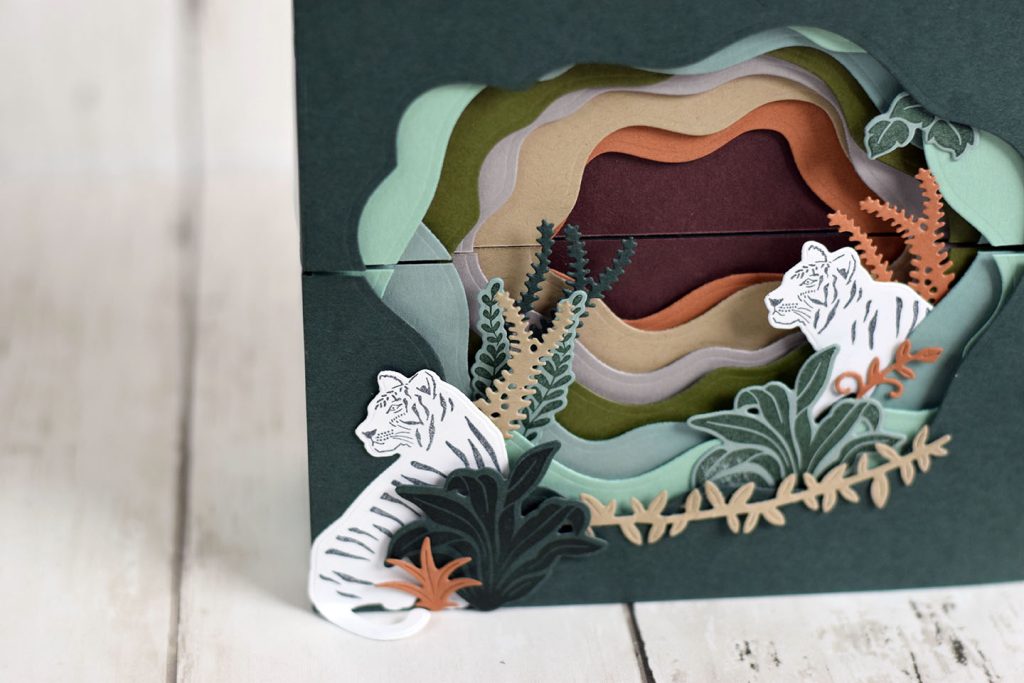 boite diorama felin 3