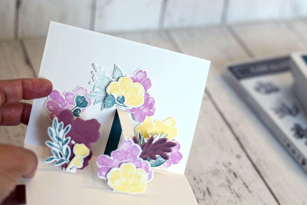 carte popup avec des bandes fleur majestueuses 7