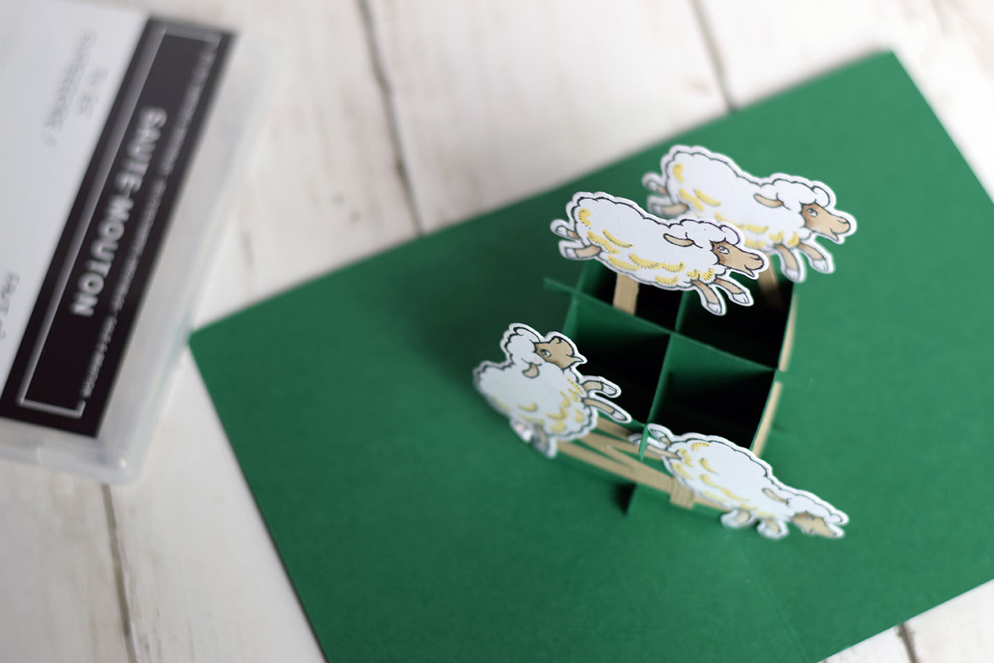 carte popup grille 3D moutons ouverte - vue ensemble création