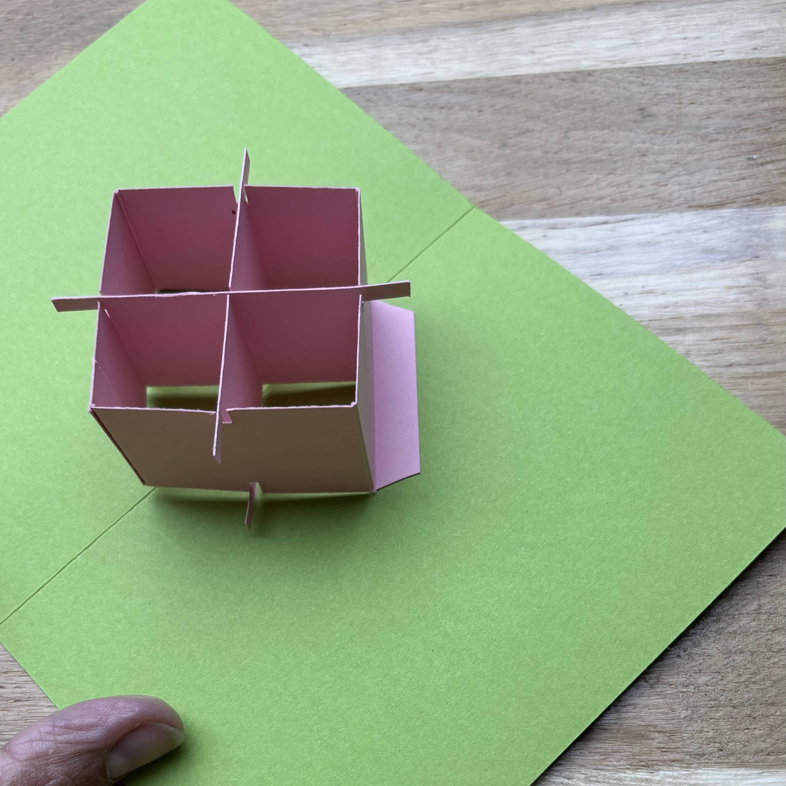 schéma carte popup grille terminée - vue ensemble mécanisme