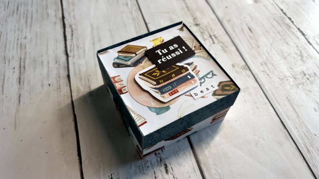 boite cadeau papier scrapbooking terminee couvercle chic