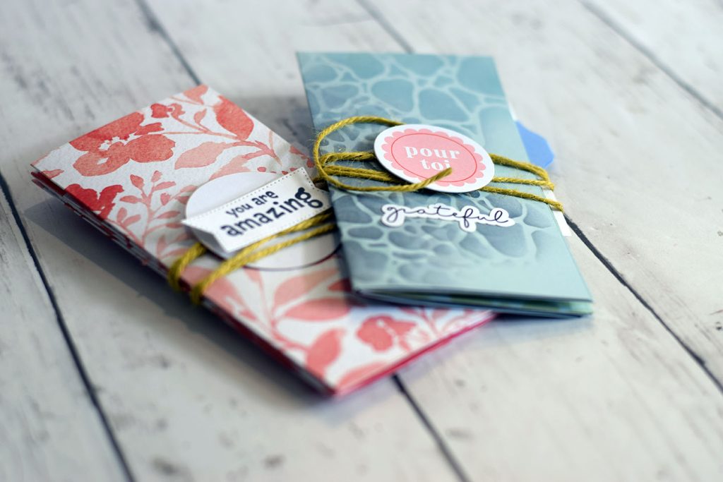 mini album scrapbooking avec une seule feuille papier accordéon