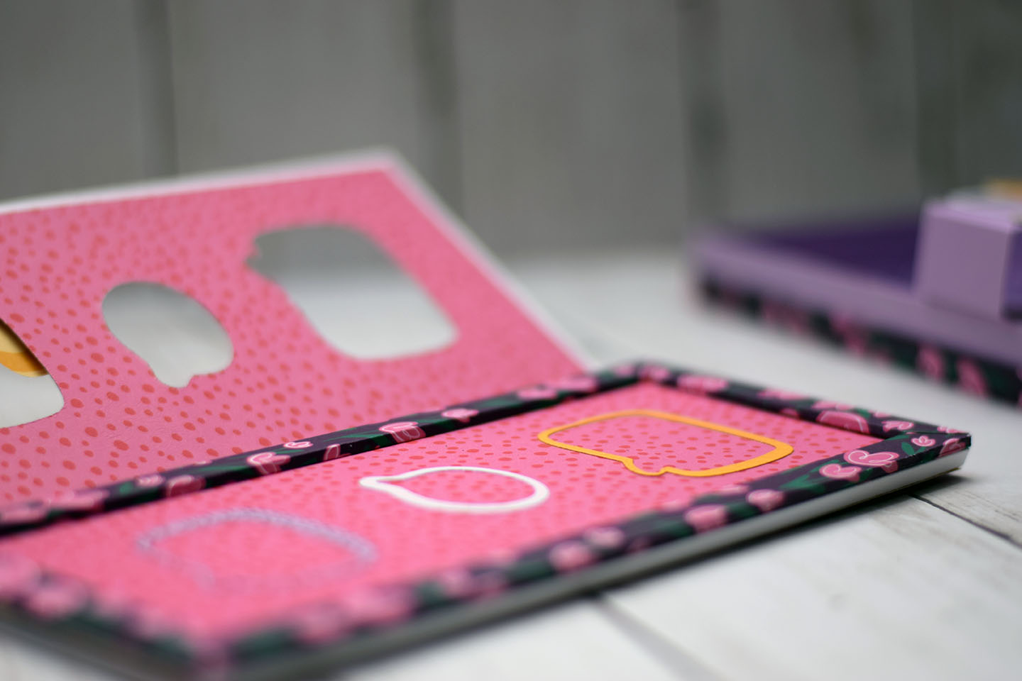 mini album dans sa boite ajouré (10)