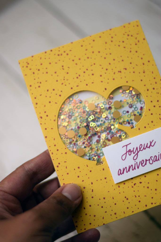 carte à secouer ballon et sequin 2