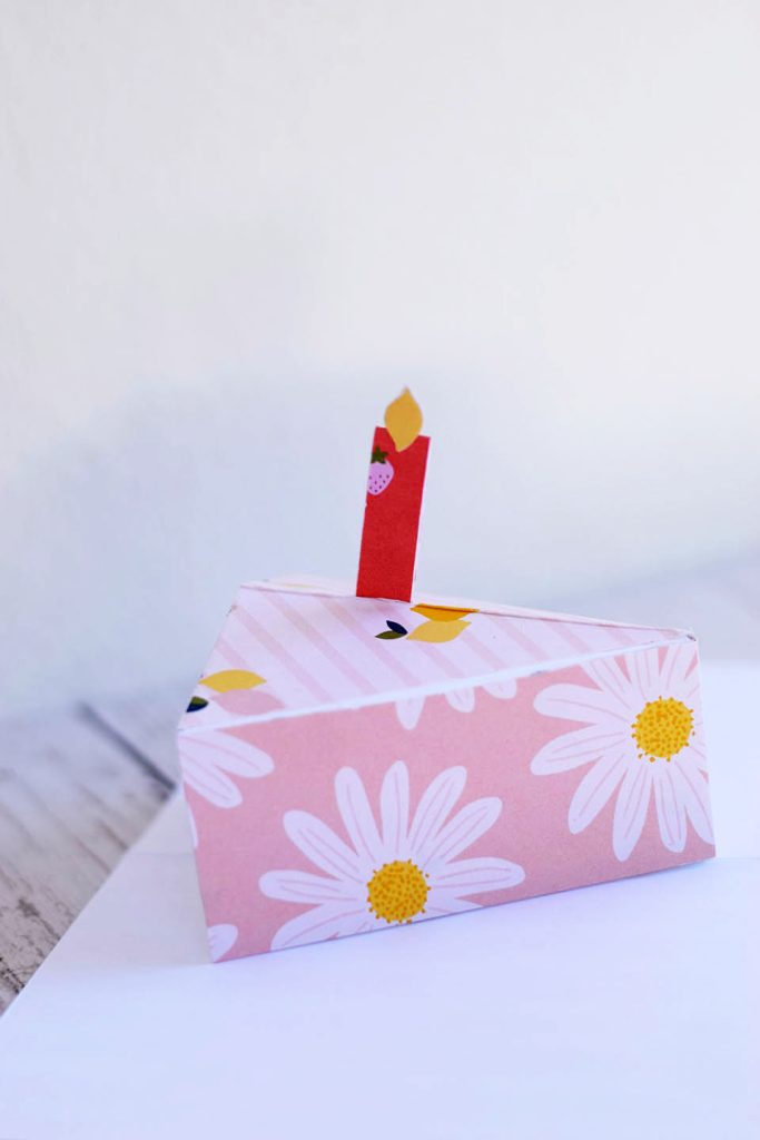 carte popup part de gateau 5
