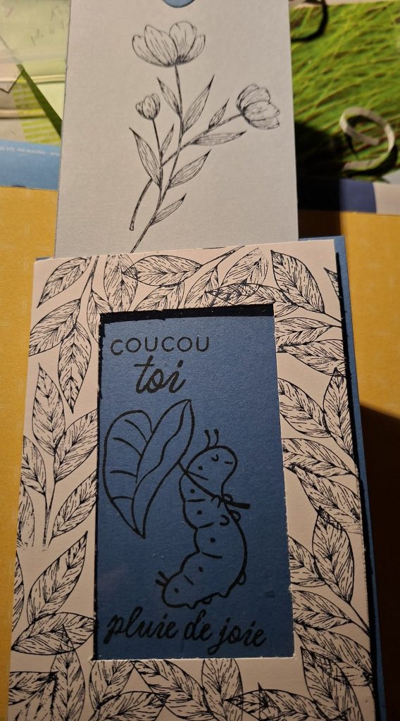 Version de la carte à deux images d'une cliente - ouverte