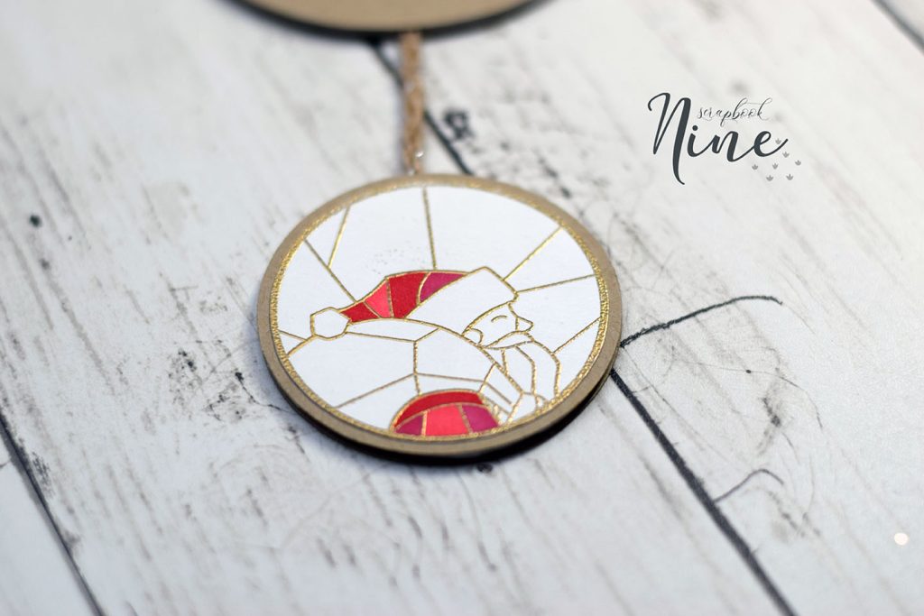 décoration de noel avec un cercle a broder 4
