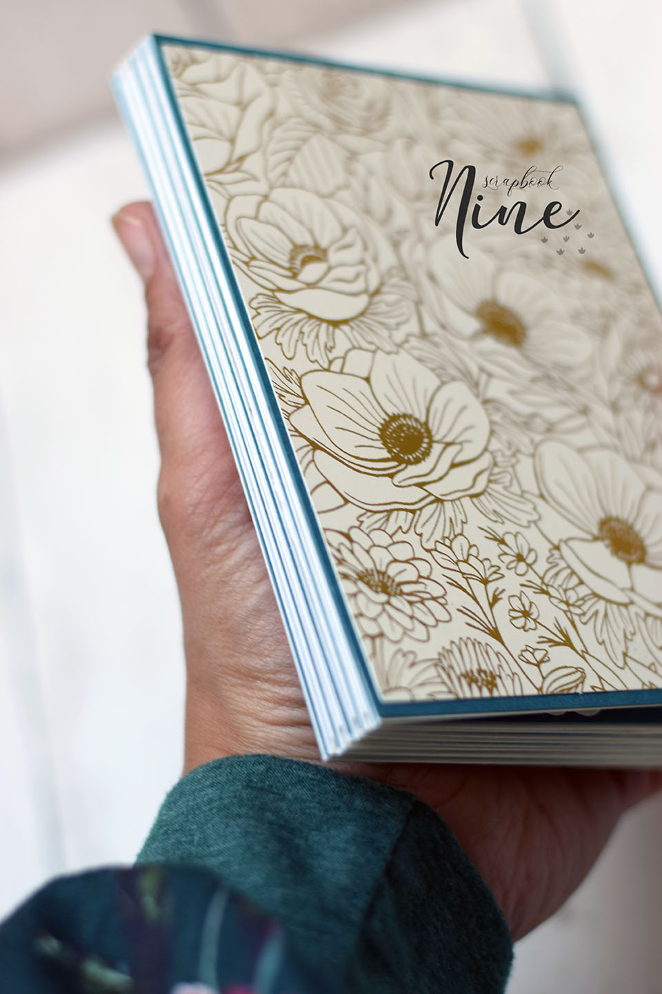 Enveloppes collées par rabats avec papier cartonné bleu turquoise scrapbooking