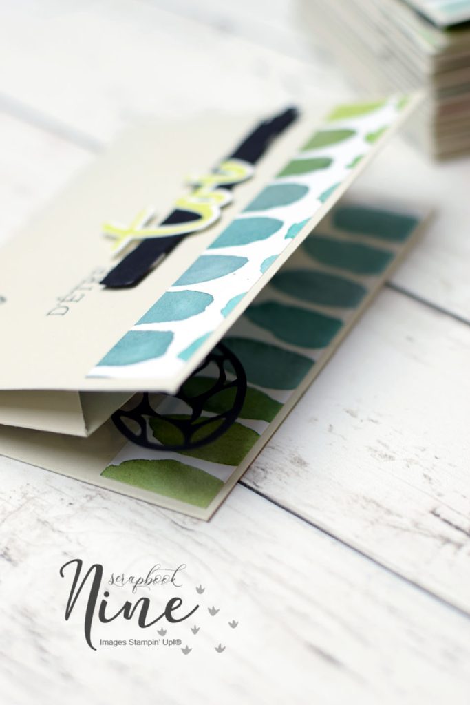 carte popup pli symetrique bien beige 3