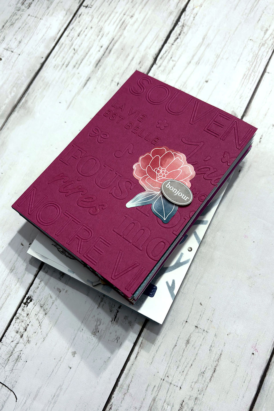 Étape 5 album enveloppe - résultat final décoré de l'album photo enveloppe scrapbooking
