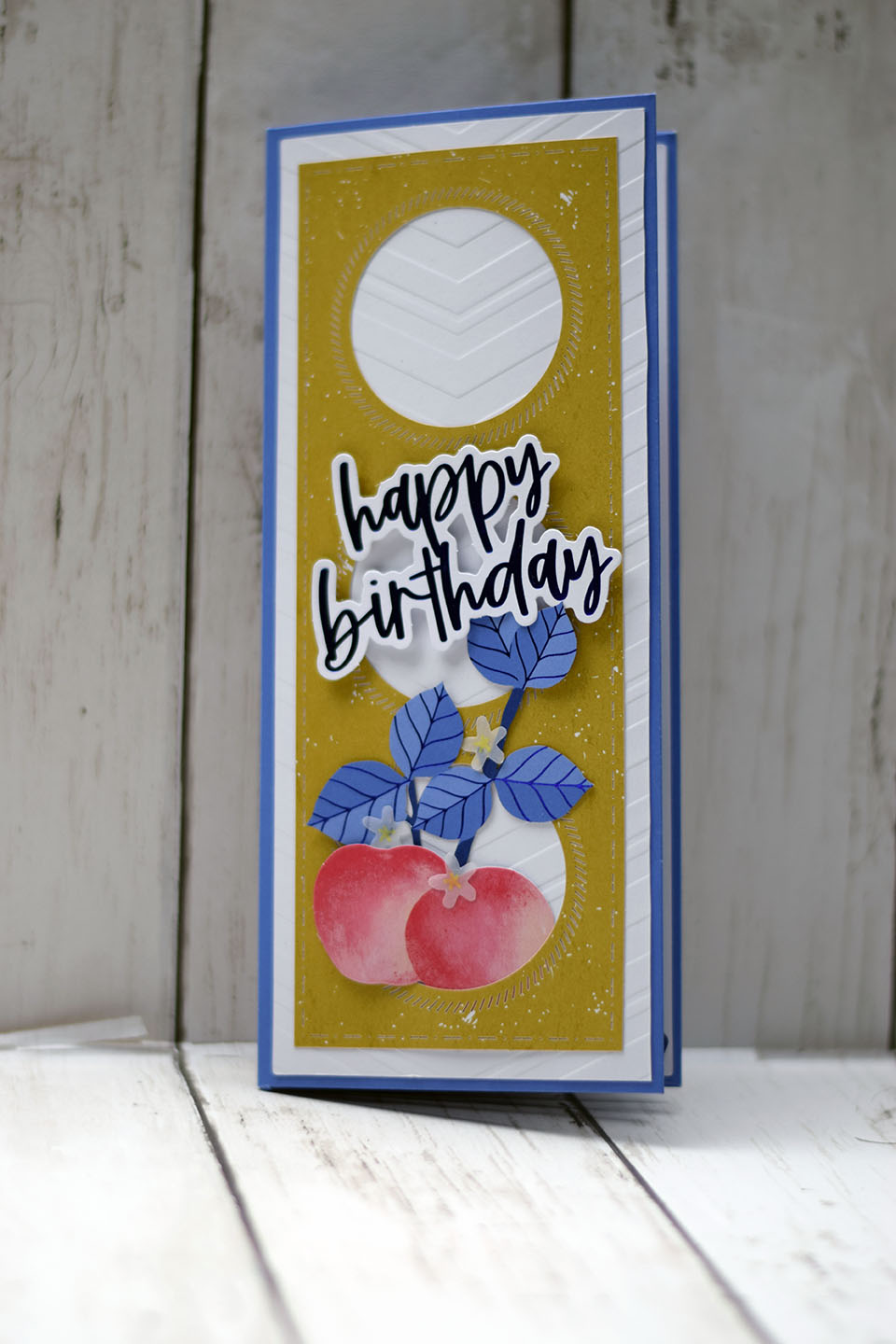 Album photo enveloppe anniversaire scrapbooking décoré thème fête coloré