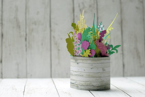 Vase et ses fleurs en papier 