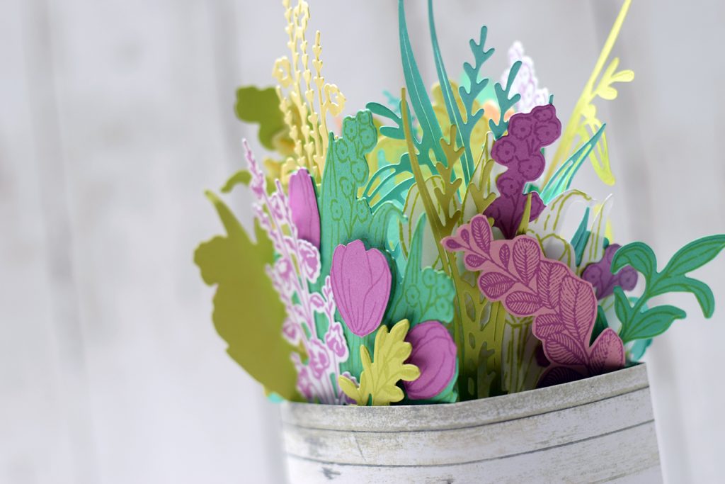 vase-et-ses-fleurs-en-papier-6