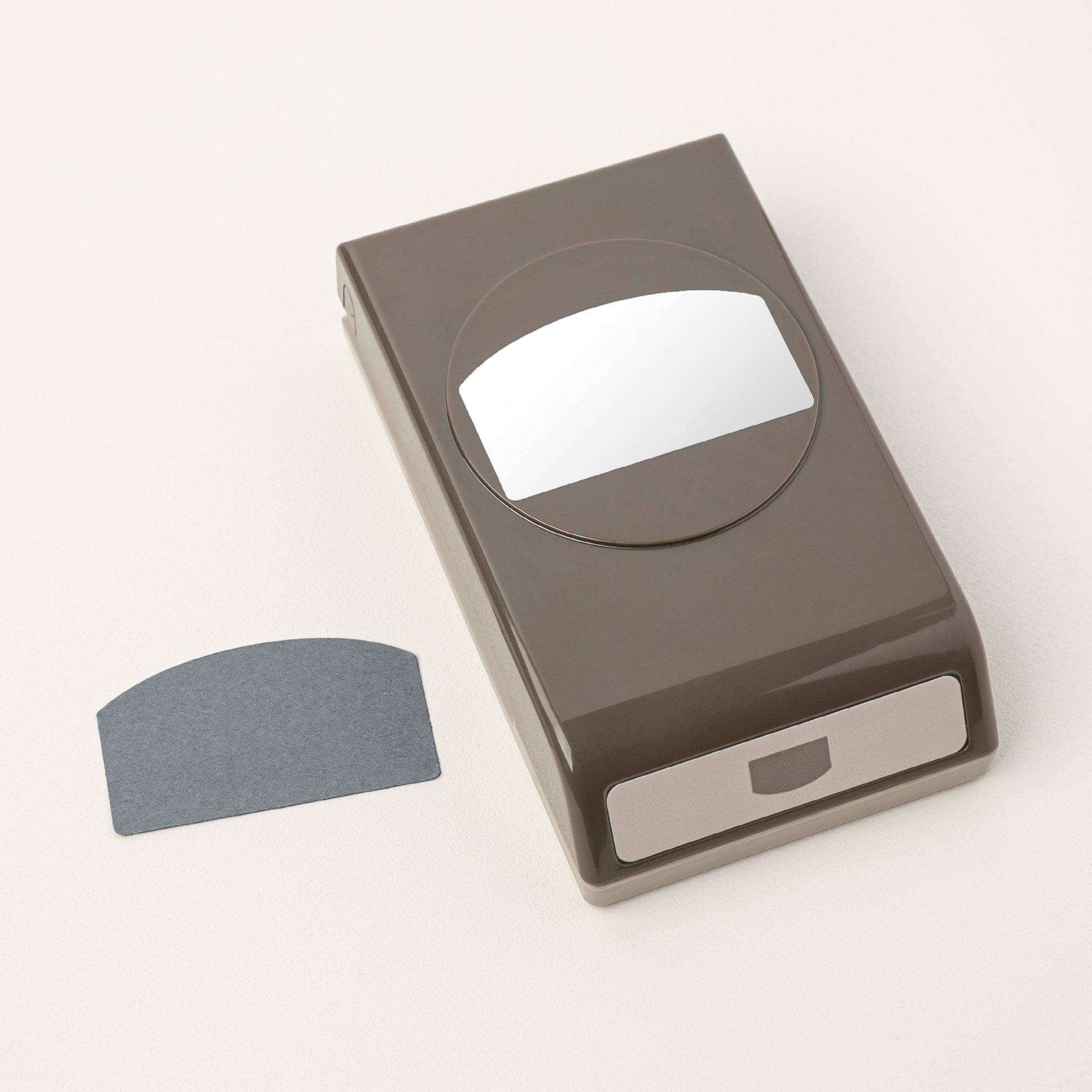 Perforatrice dans le panneau