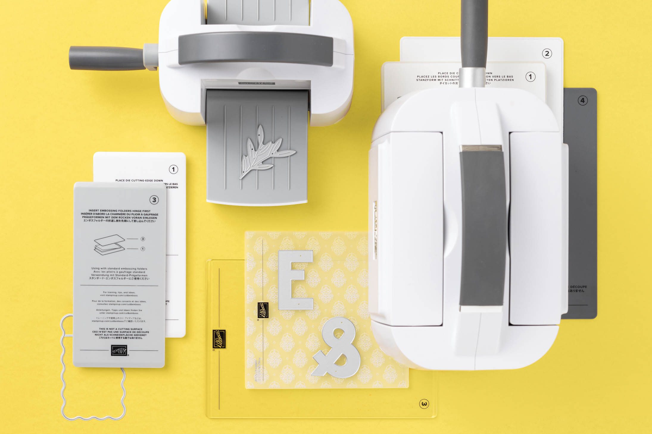 Découpe papier scrapbooking avec machine de découpe manuelle Stampin’ Up!