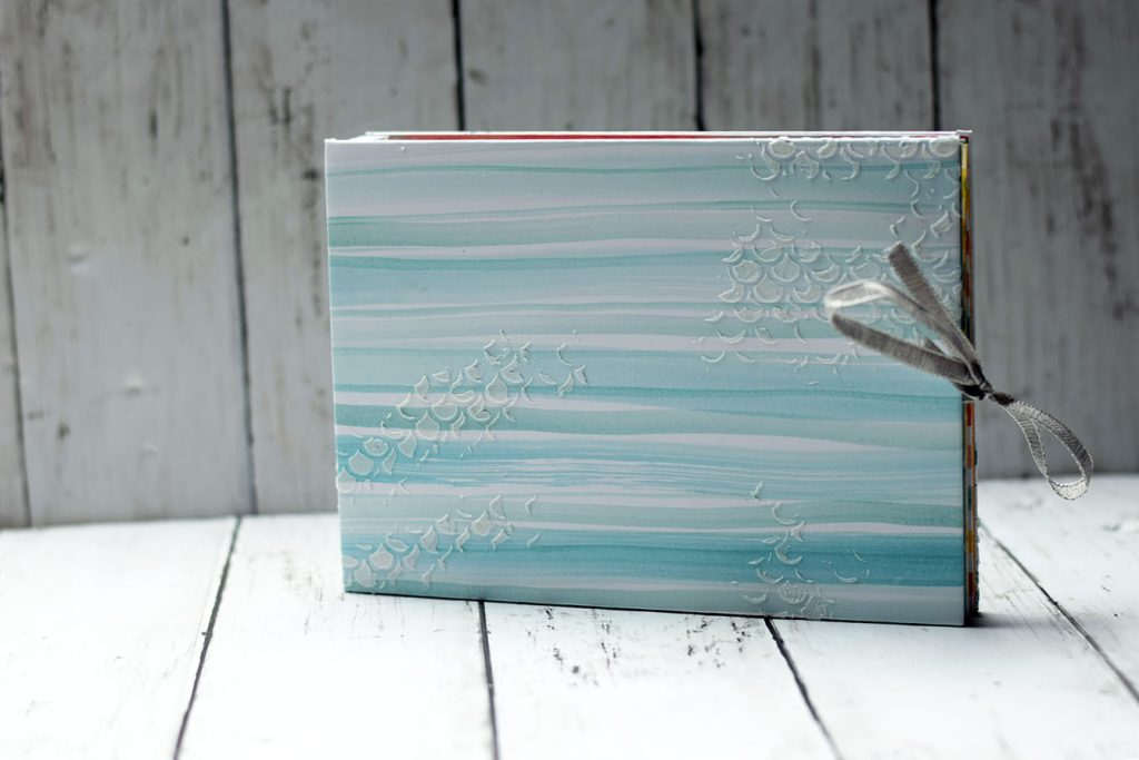 album pliage accordéon avec des vagues