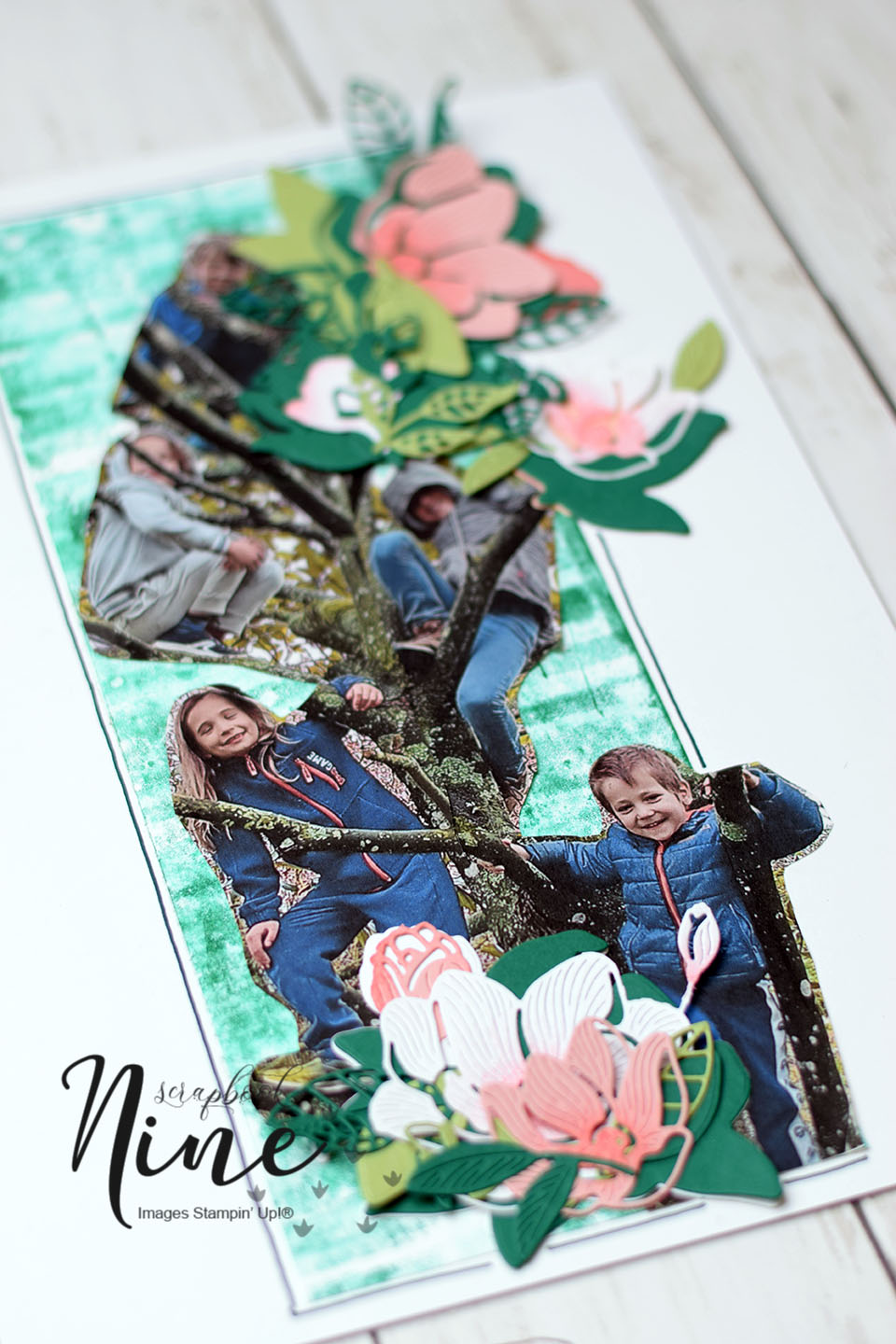 Tableau décoratif fait main avec fleurs de magnolia en papier