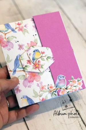 Mini album anniversaire à décorer fleuri avec pochettes