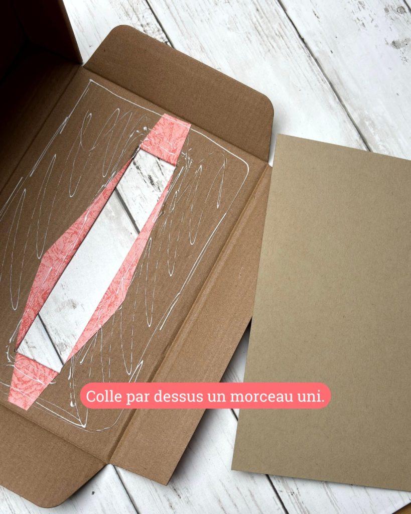 Étape 3 — assemblage des boîtes customisées pour former l'urne