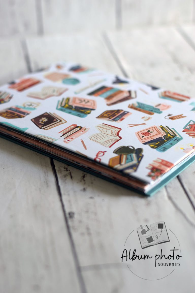 Carnet de lecture fait main illustration livres reliure épaisse