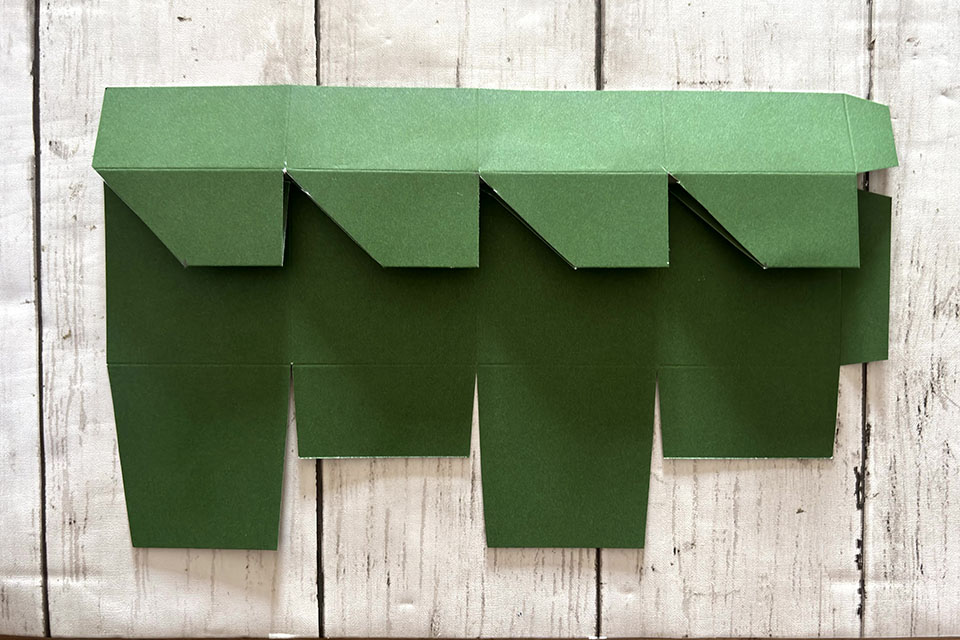 Rabattement des triangles vers l'intérieur