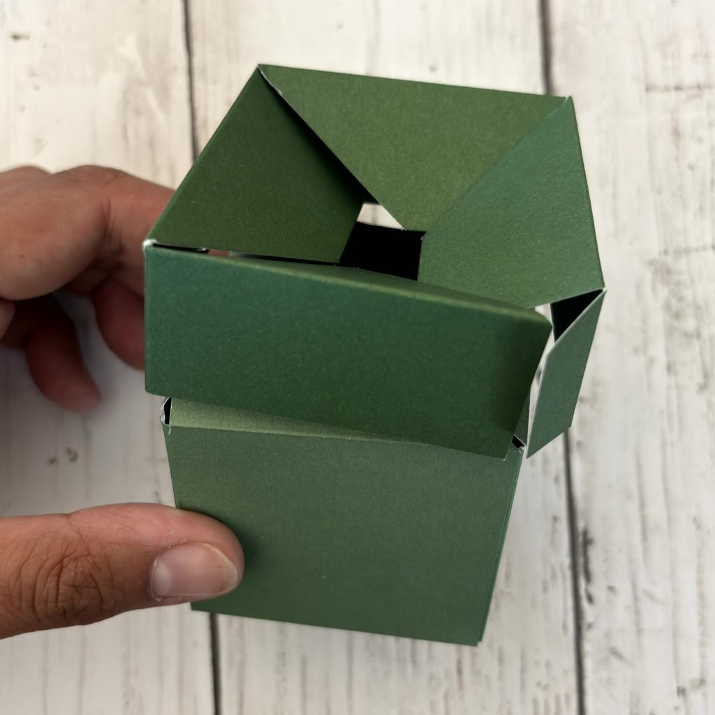 Fermeture de la boîte au couvercle impossible